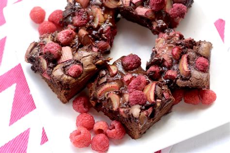Rhubarb Raspberry Streusel Cake Diary Of A Mad Hausfrau