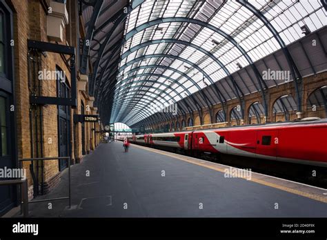 London Uk June 21 2017 Kings Cross Station In London Indoor Also