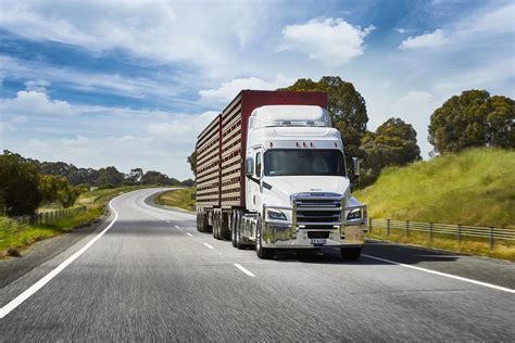 Freightliner Cascadia 126 Operator Review Australian Roadtrains