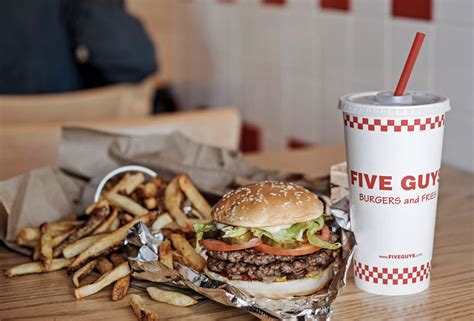 Il 4 Ottobre Apre A Roma Five Guys La Catena Di Fast Food Più Famosa Del Mondo