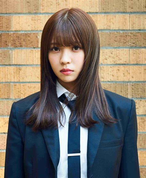 【欅坂46】漢字欅はスーツ、ひらがなけやきは制服！各メンバープロフィール宣材写真が5thシングル仕様に 小林由依 プロフィール写真 写真