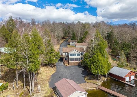 204 Indian Rock Trl 17 Saranac Lake Ny 12983 Zillow