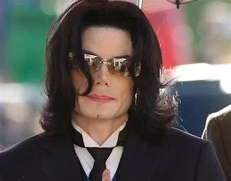 Michael Jackson Nouvelles Accusations De P Dophilie Public