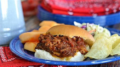 Slow Cooker Barbecue Beef Sandwiches