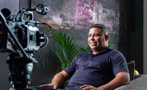 Ronaldo o Fenômeno onde assistir ao filme sobre o gestor do