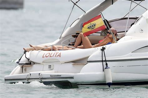 Rita Ora Sexy Ass In A Bikini Photos Videos The Fappening