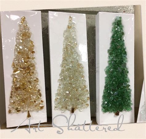 Cute Little 4x12 Glass Christmas Trees By Art Shattered Broken Glass Crafts Broken Glass Art