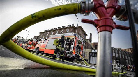 D Sseldorf Hafen Erneuter Brand In Papierfabrik