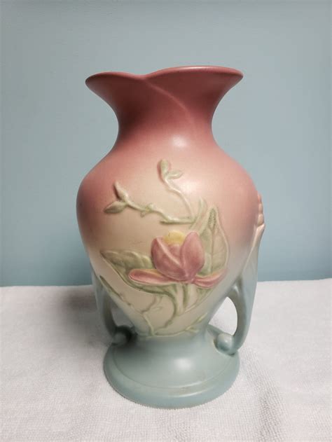 Hull Art Pottery Vase With Magnolia Pattern Usa 2 8 12 Etsy