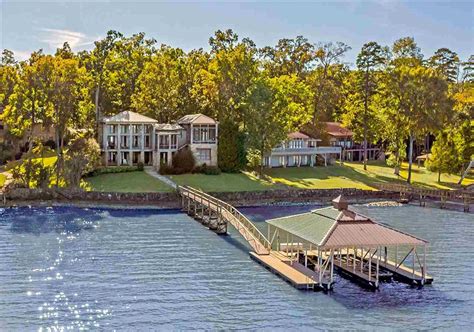 An Awesome Water Front Estate Tennessee Luxury Homes Mansions For