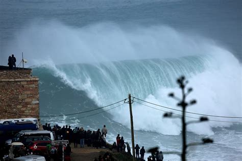 From Lisbon Fatima Batalha Nazare And Obidos Tour Getyourguide