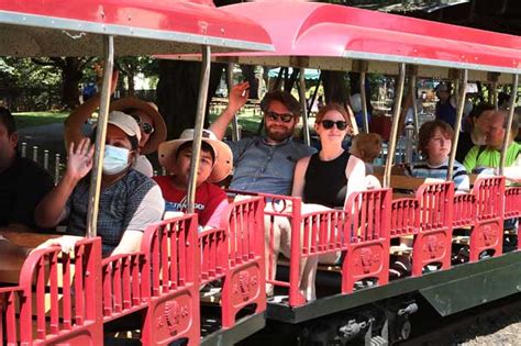 Free train and carousel rides all summer at Oaks Amusement Park « East PDX News