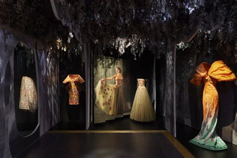 La Galerie Dior inaugura una exposición inédita que celebra el poder de