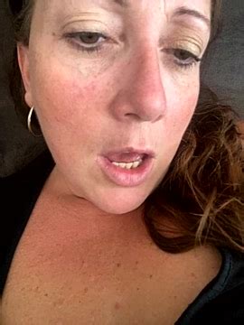 Xsexycurvymilf Strip Nude And Chat In Her Virtual Webcam Room Nude Stripper Porn