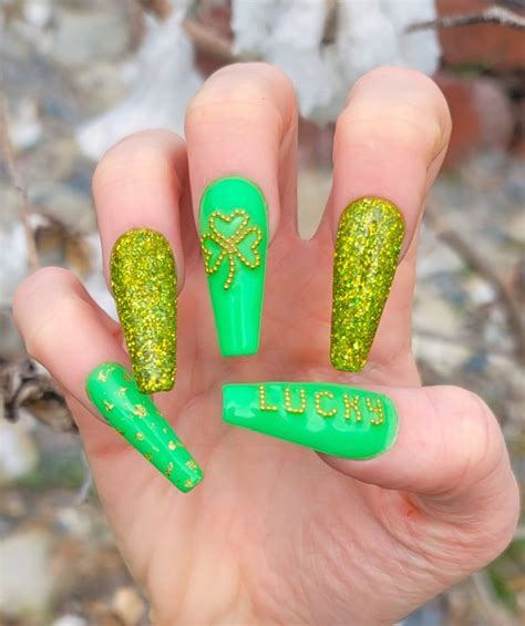 Lucky St Patricks Day Press On Nails Shamrock Press On Etsy