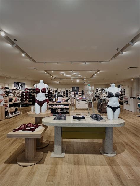 Movie fans are reacting to the limited Devonshire Mall showtimes 8