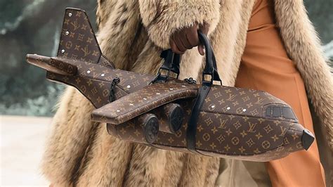 Louis Vuitton Lança Bolsa Em Formato De Avião Por Us 39 Mil Blog