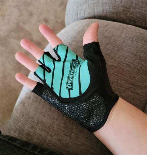 Best Gaming Gloves For Sweaty Hands 2024 The PC Wire