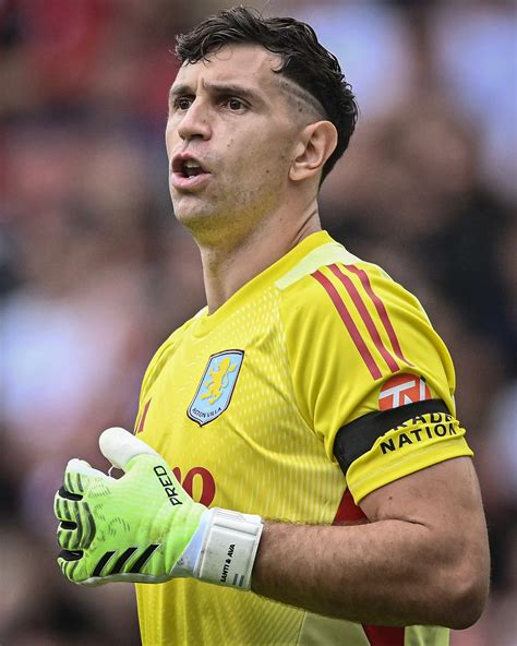 OTV - 🚨 𝗢𝗙𝗙𝗜𝗖𝗜𝗔𝗟 Manchester United are making a late move for Emi