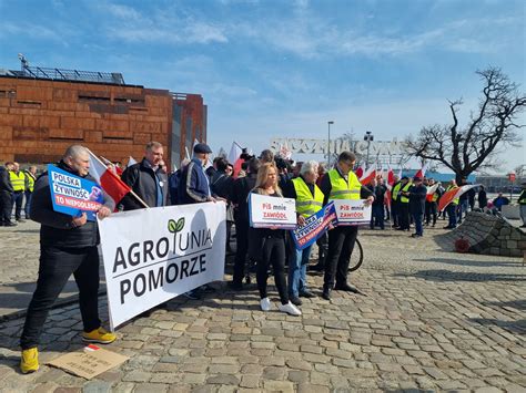 Protest rolników w centrum Gdańska godz 10 16 zgłoszenia czytleników