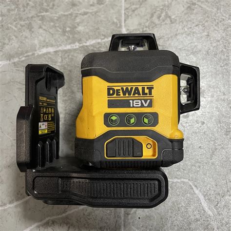 DEWALT Herramienta L Ser De Segunda Mano DCLE34031B 20V 3x360 L Neas