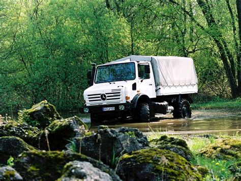 Car in pictures – car photo gallery » Unimog U5000 2000 Photo 12