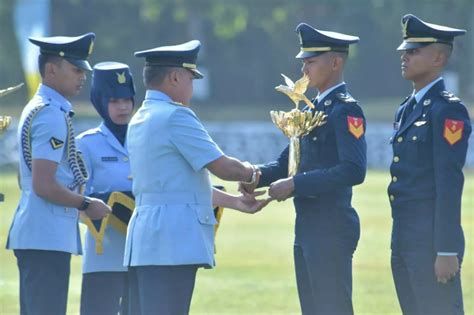 Wingday Sekbang A 100 PSDP 33 Kasau Jadilah Perwira Penerbang Militer