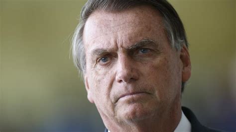 Modo desespero Bolsonaro convoca fiéis para tumultuar apurações no dia