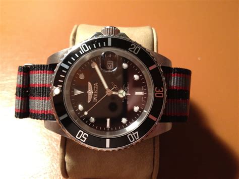 Gentleman Horologist Invicta Pro Diver Black Bezel James Bond