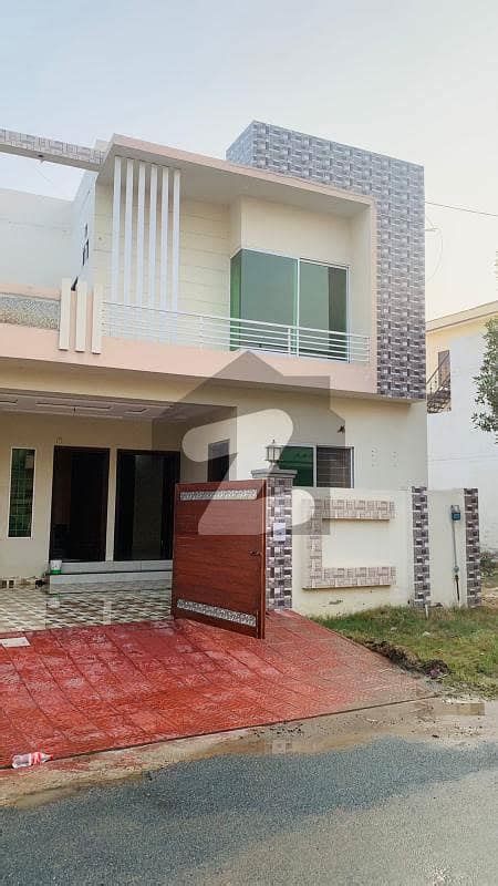 7 Marla Brand New Double Storey Beautiful House For Sale In Wapda Town