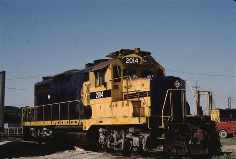 Tp W Toledo Peoria Western Emd Gp Kodachrome Original Kodak Slide