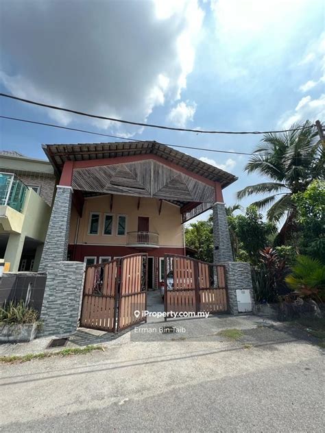 Bandar Baru Bangi Seksyen Bangi Sty Terrace Link House Bedrooms