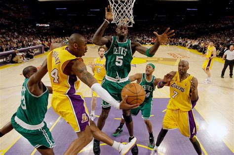 Better fans: Los Angeles Lakers or Boston Celtics? | The Tylt