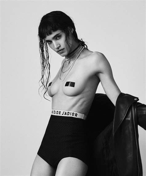 Naked Sofia Boutella Added 09102016 By Junosbetterhalf