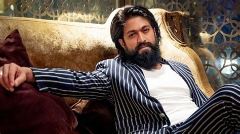 Classy looks of KGF fame Yash | IWMBuzz