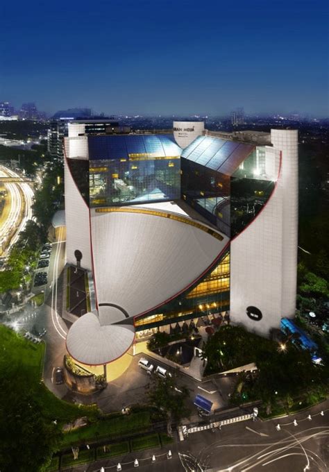 Malam Tahun Baru 2023 Dengan Gran Fiesta Latina Tropical Celebration