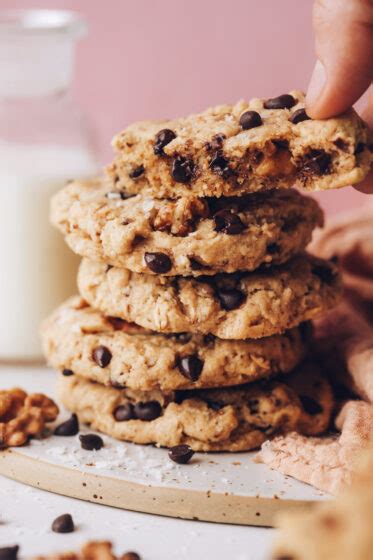 1-Bowl Cowgirl Cookies (Vegan + Gluten-Free) - Minimalist Baker Recipes