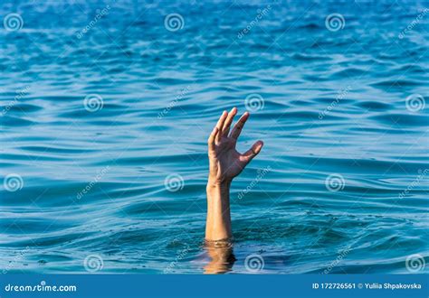 Hand Of Drowning Man Stock Image Image Of Rescue Palm 172726561