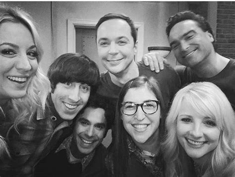 The Big Bang Theory Elenco Se Emociona Com O Fim Das Gravações