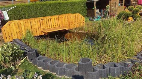 Reclaimed Wood Pallet Garden Bridge