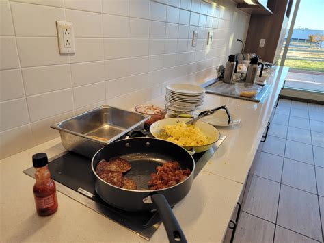 Hotels Offer Free Breakfast, Can Anyone Just Show Up And Eat? - View