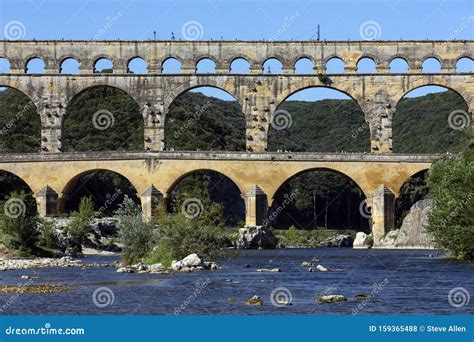 Marvel At The Majestic Pont Du Gard: A Roman Aqueduct Masterpiece