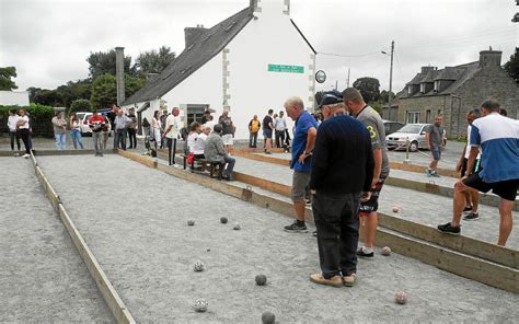 Croix Joncourt Trente Neuf Doublettes Au Concours De Boules Le