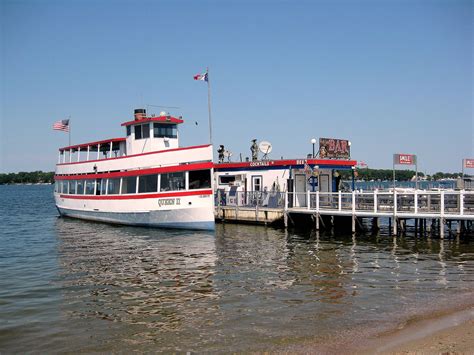 Arnolds Park Ia West Lake Okoboji The Queen Ii Okoboji Queen Ii