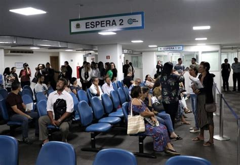 Fila De Espera Para Benef Cio Do Inss Aumentou Em Meio Milh O De