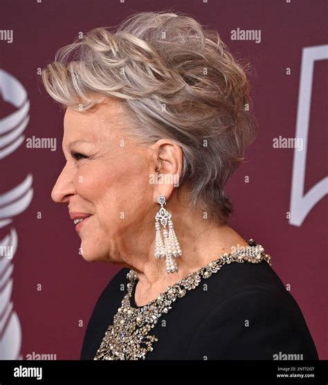 Bette Midler Arriving At The 25th Costume Designers Guild Awards Held