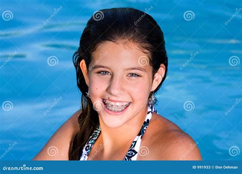 Pretty Teenage Girl In A Pool Stock Image Image Of Teen Pretty 991933