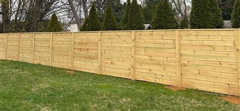 3 Best Fence Types To Withstand High Winds In 2023