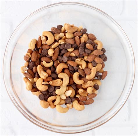 Chocolate Trail Mix Recipe Simple And Tasty Snack