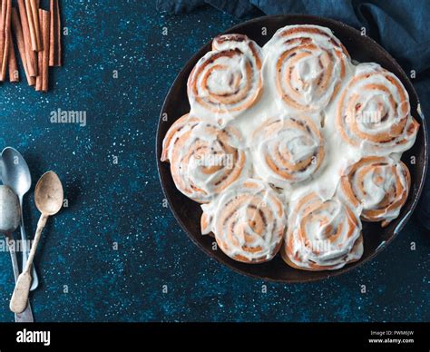 Idea And Recipe Pastries Perfect Cinnamon Rolls With Topping Top